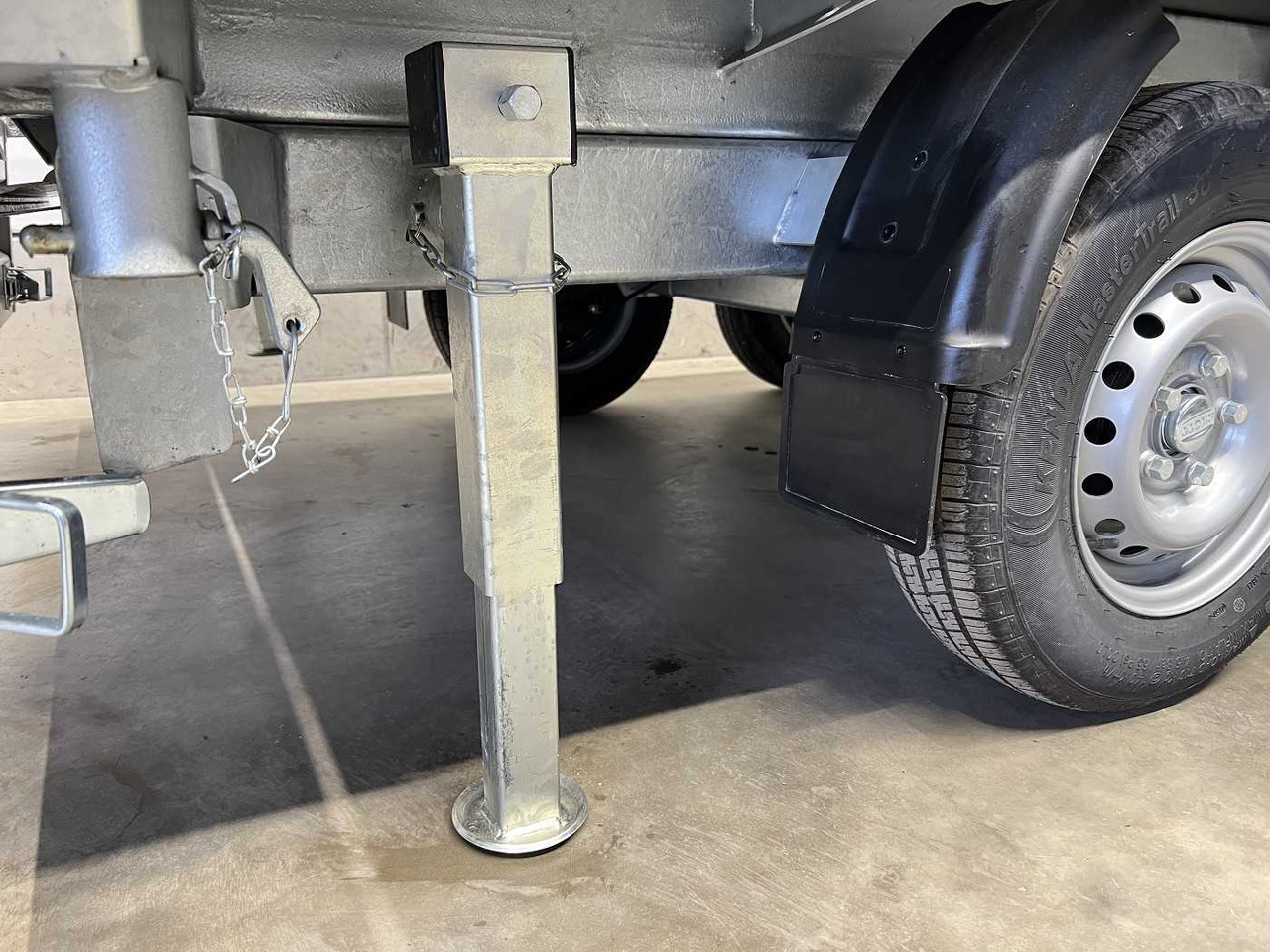 CHEVAL LIBERTE DEBON PW2.4E Rampen Stützen Dreiseitenkipper - Kippiauto perävaunu: kuva CHEVAL LIBERTE DEBON PW2.4E Rampen Stützen Dreiseitenkipper - Kippiauto perävaunu CHEVAL LIBERTE DEBON PW2.4E Rampen Stützen Dreiseitenkipper - Kippiauto perävaunu: kuva CHEVAL LIBERTE DEBON PW2.4E Rampen Stützen Dreiseitenkipper - Kippiauto perävaunu