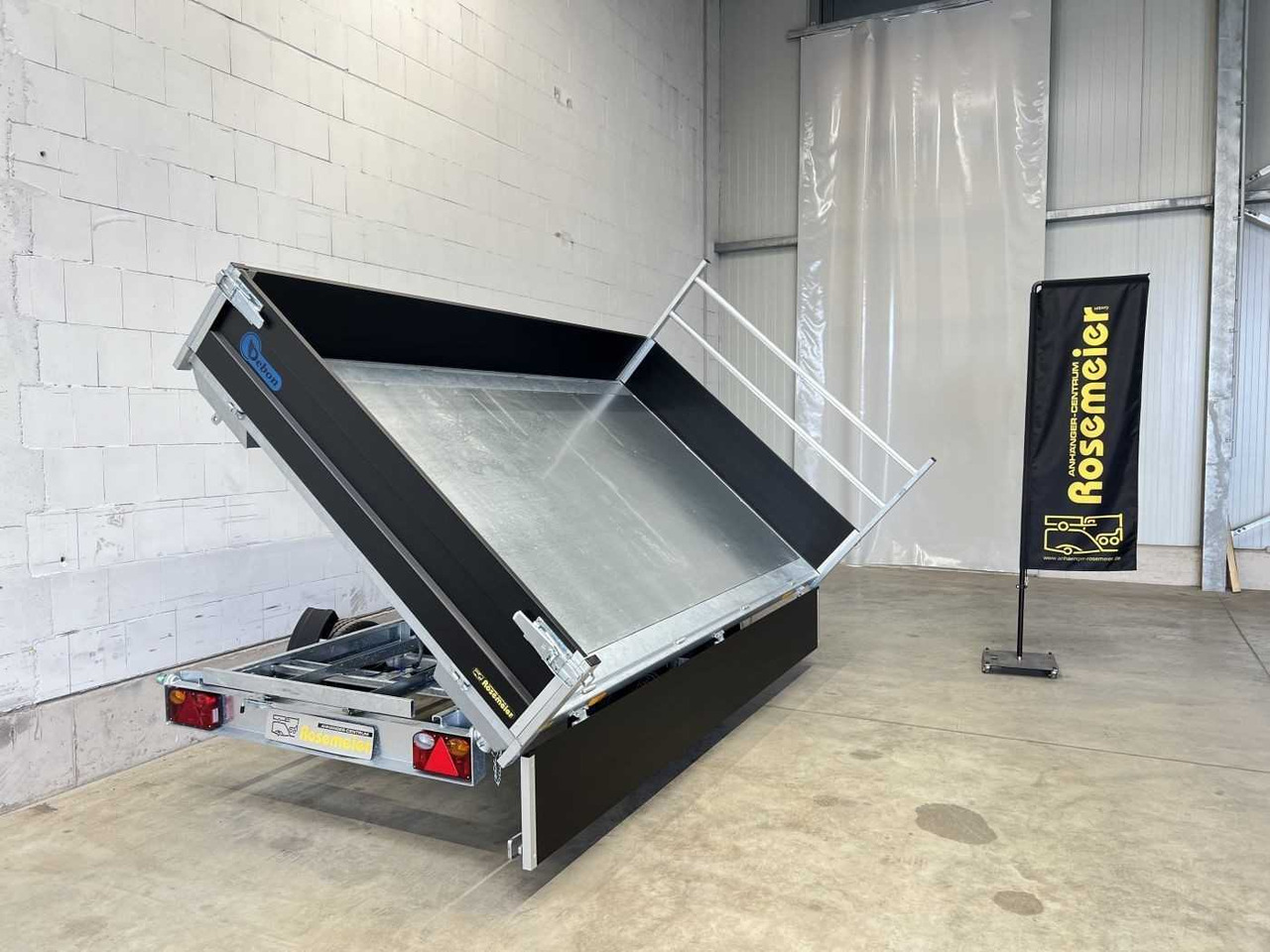 CHEVAL LIBERTE PW3.3E Black Dreiseitenkipper - Kippiauto perävaunu: kuva CHEVAL LIBERTE PW3.3E Black Dreiseitenkipper - Kippiauto perävaunu CHEVAL LIBERTE PW3.3E Black Dreiseitenkipper - Kippiauto perävaunu: kuva CHEVAL LIBERTE PW3.3E Black Dreiseitenkipper - Kippiauto perävaunu