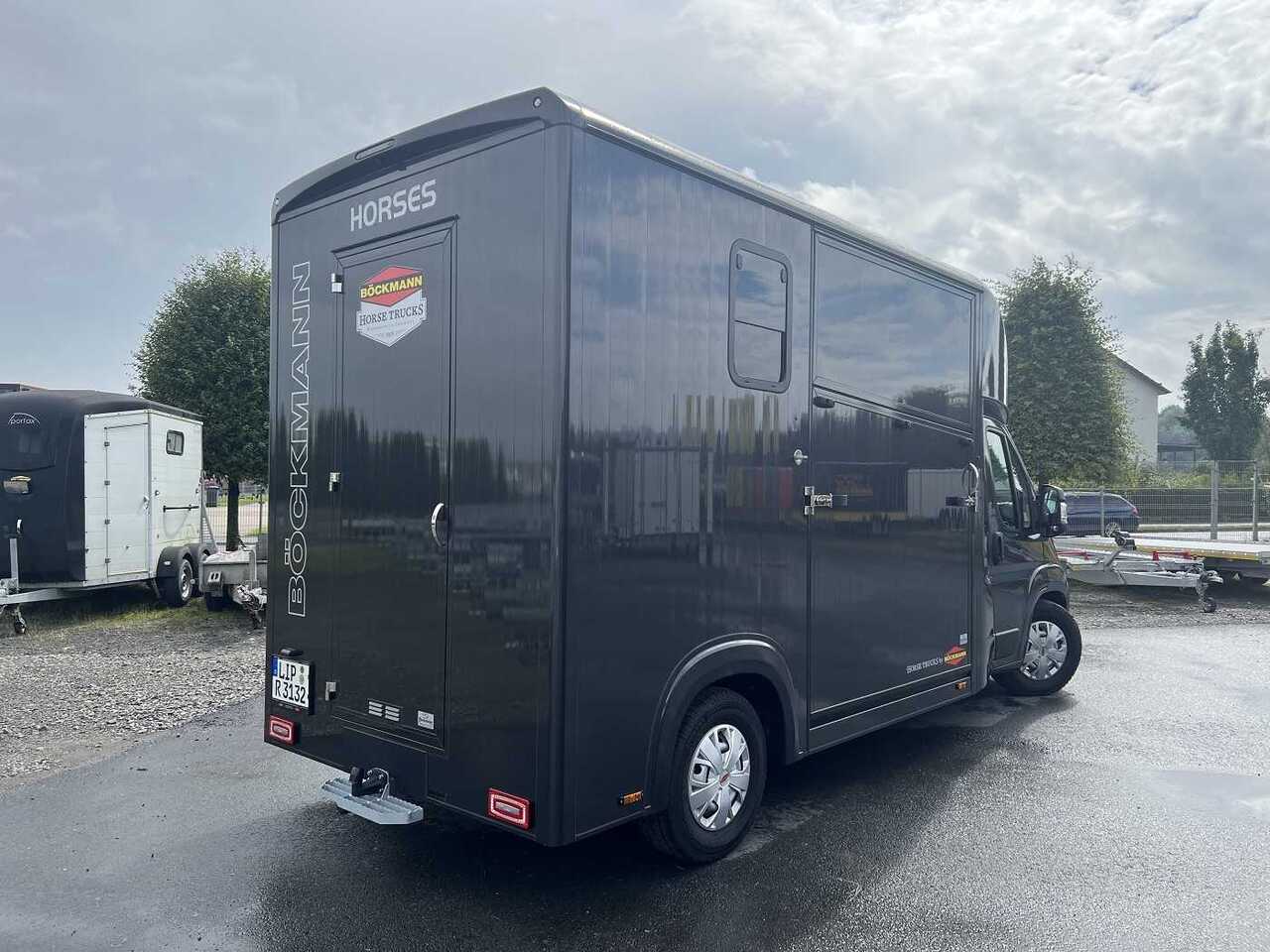 Fiat Böckmann Compact Basic LKW - Hevosauto: kuva Fiat Böckmann Compact Basic LKW - Hevosauto Fiat Böckmann Compact Basic LKW - Hevosauto: kuva Fiat Böckmann Compact Basic LKW - Hevosauto