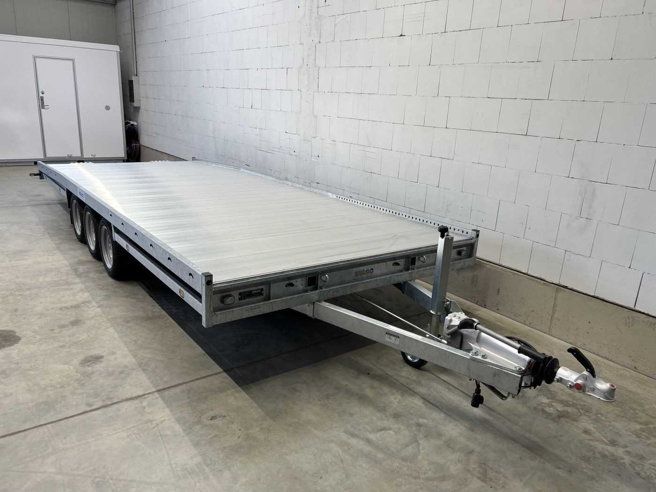 Uusi Kuljetin perävaunu HULCO Carax-3 3500 Autotransporter: kuva Uusi Kuljetin perävaunu HULCO Carax-3 3500 Autotransporter Uusi Kuljetin perävaunu HULCO Carax-3 3500 Autotransporter: kuva Uusi Kuljetin perävaunu HULCO Carax-3 3500 Autotransporter