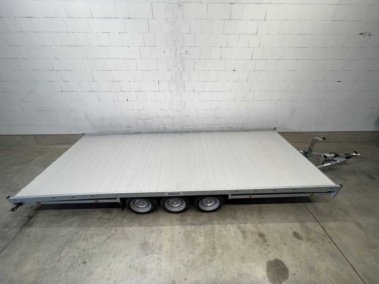 Uusi Kuljetin perävaunu HULCO Carax-3 3500 Autotransporter: kuva Uusi Kuljetin perävaunu HULCO Carax-3 3500 Autotransporter Uusi Kuljetin perävaunu HULCO Carax-3 3500 Autotransporter: kuva Uusi Kuljetin perävaunu HULCO Carax-3 3500 Autotransporter