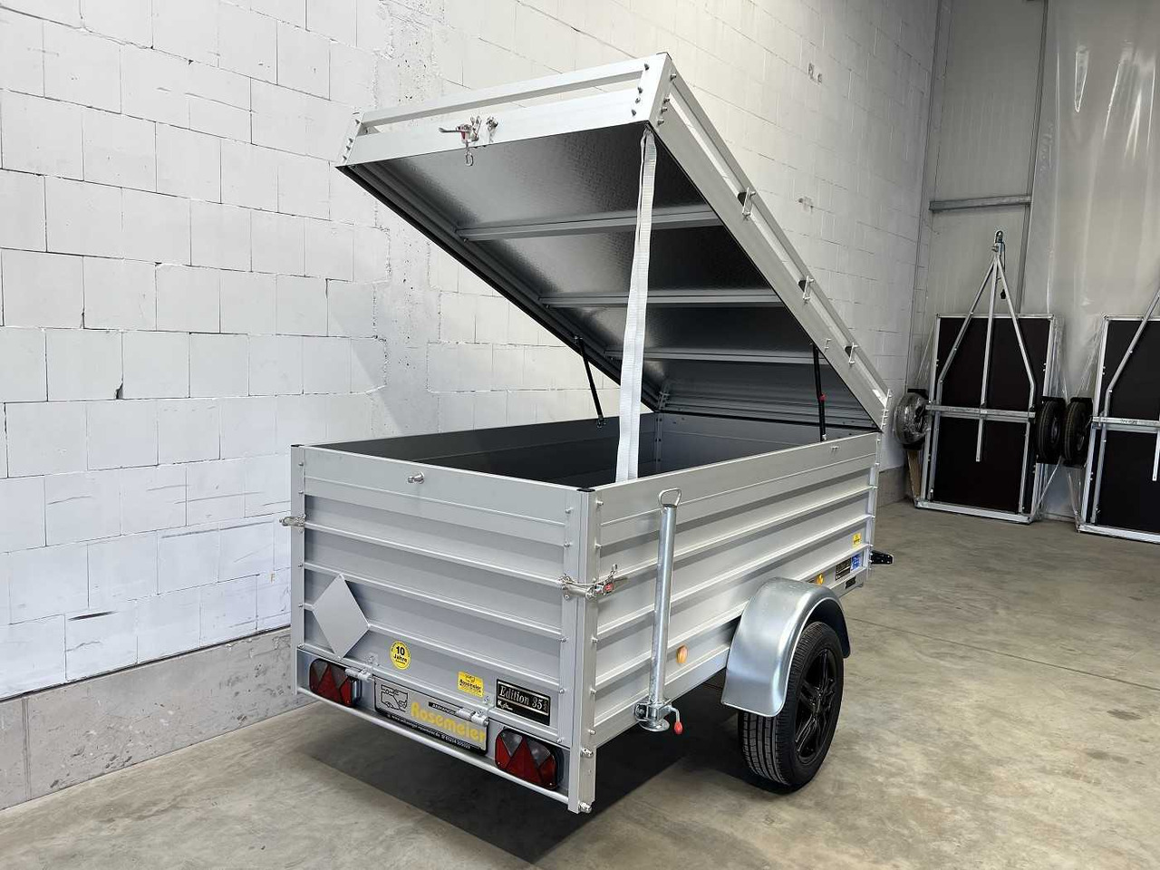 KOCH 4.13 Edition 35 2 BWEH 1300Deckelanhänger - Peräkärry: kuva KOCH 4.13 Edition 35 2 BWEH 1300Deckelanhänger - Peräkärry KOCH 4.13 Edition 35 2 BWEH 1300Deckelanhänger - Peräkärry: kuva KOCH 4.13 Edition 35 2 BWEH 1300Deckelanhänger - Peräkärry