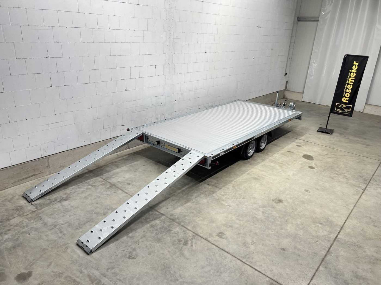 MARTZ GT Plateau 450/2 S 3T Alu Plattformanhänger - Kuljetin perävaunu: kuva MARTZ GT Plateau 450/2 S 3T Alu Plattformanhänger - Kuljetin perävaunu MARTZ GT Plateau 450/2 S 3T Alu Plattformanhänger - Kuljetin perävaunu: kuva MARTZ GT Plateau 450/2 S 3T Alu Plattformanhänger - Kuljetin perävaunu