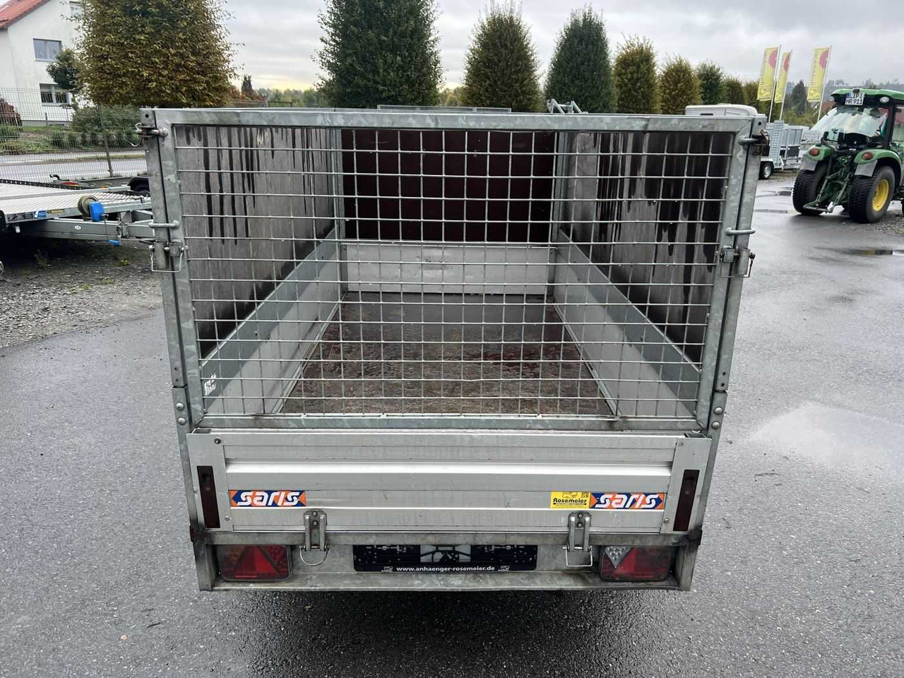 SARIS BMG135V McAlu Compact Gitter Kastenanhänger gebr - Peräkärry: kuva SARIS BMG135V McAlu Compact Gitter Kastenanhänger gebr - Peräkärry SARIS BMG135V McAlu Compact Gitter Kastenanhänger gebr - Peräkärry: kuva SARIS BMG135V McAlu Compact Gitter Kastenanhänger gebr - Peräkärry