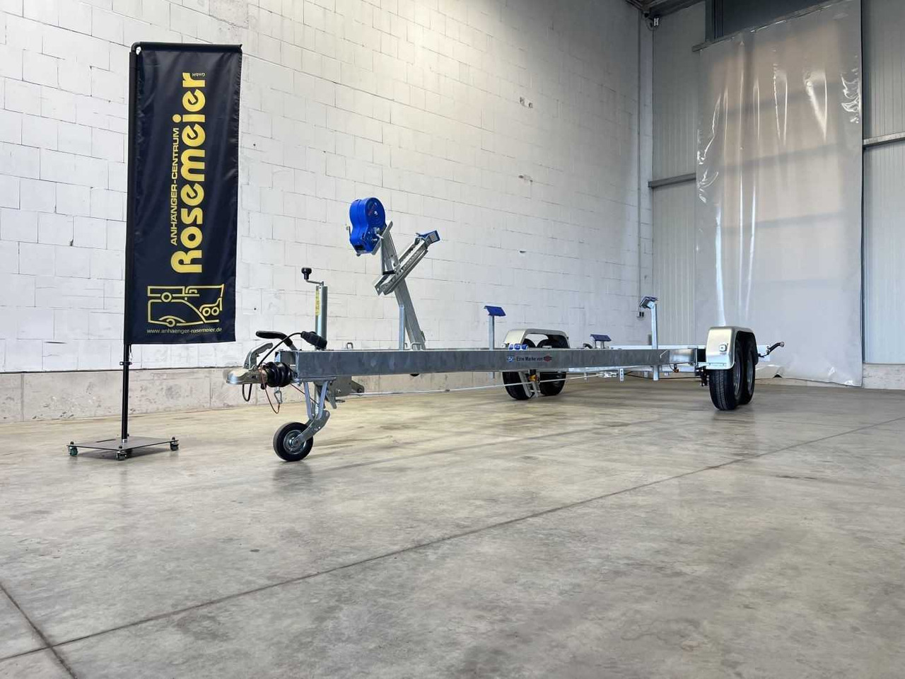Uusi Venetraileri TPV BA2700-L 100 Bootsanhänger: kuva Uusi Venetraileri TPV BA2700-L 100 Bootsanhänger