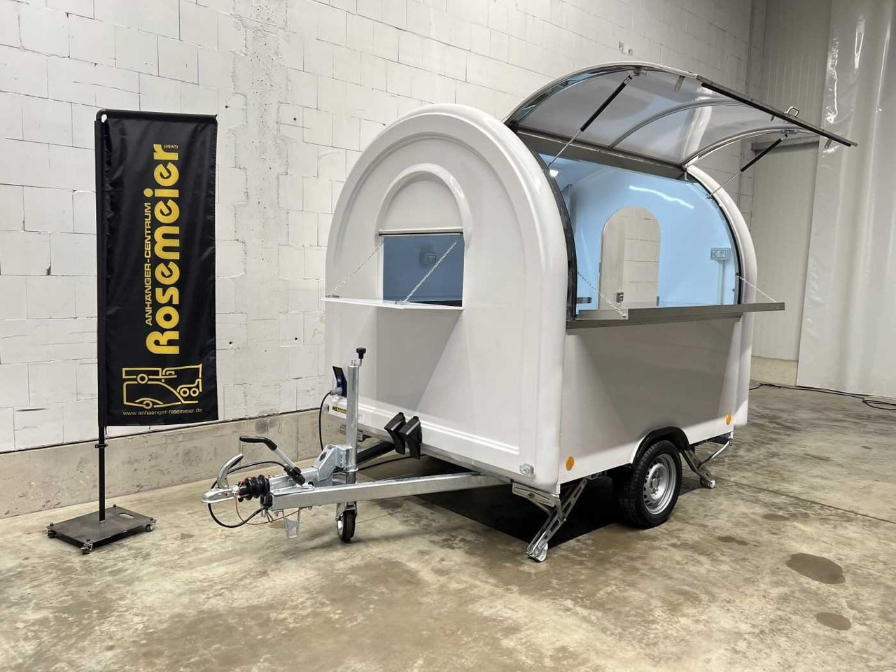 TPV Foodtrailer Verkaufsanhänger - Myyntivaunu: kuva TPV Foodtrailer Verkaufsanhänger - Myyntivaunu TPV Foodtrailer Verkaufsanhänger - Myyntivaunu: kuva TPV Foodtrailer Verkaufsanhänger - Myyntivaunu