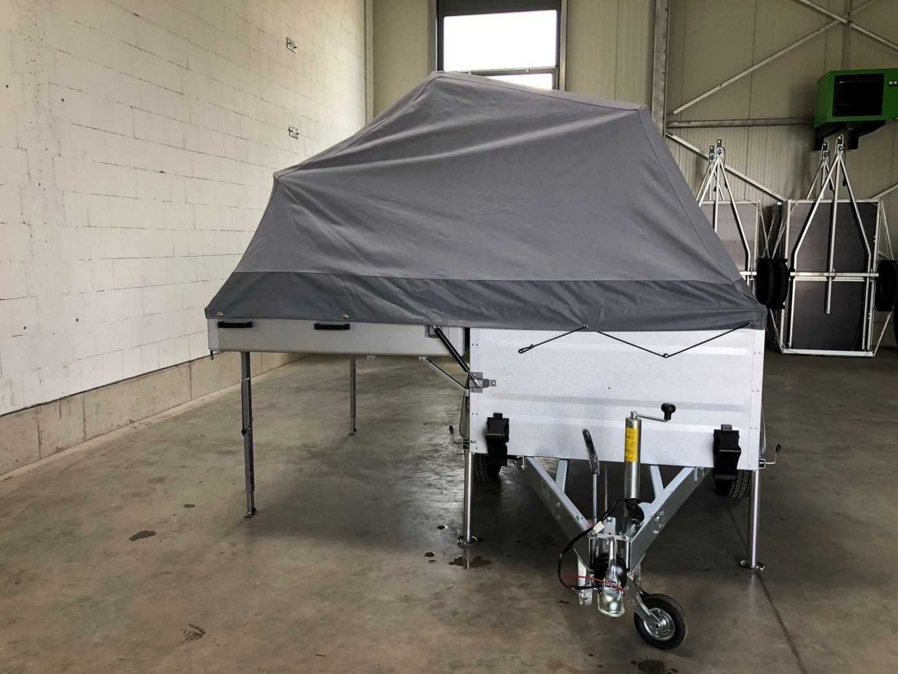 TPV KT-EB3 Street Camper Campinganhänger - Asuntovaunu: kuva TPV KT-EB3 Street Camper Campinganhänger - Asuntovaunu TPV KT-EB3 Street Camper Campinganhänger - Asuntovaunu: kuva TPV KT-EB3 Street Camper Campinganhänger - Asuntovaunu