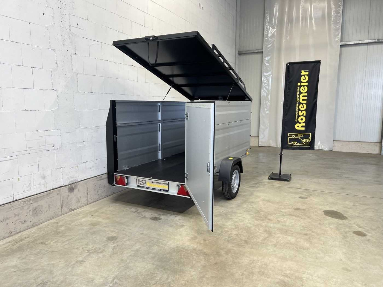 TPV KT-EU3-VS Plus Deckelanhänger - Peräkärry: kuva TPV KT-EU3-VS Plus Deckelanhänger - Peräkärry TPV KT-EU3-VS Plus Deckelanhänger - Peräkärry: kuva TPV KT-EU3-VS Plus Deckelanhänger - Peräkärry