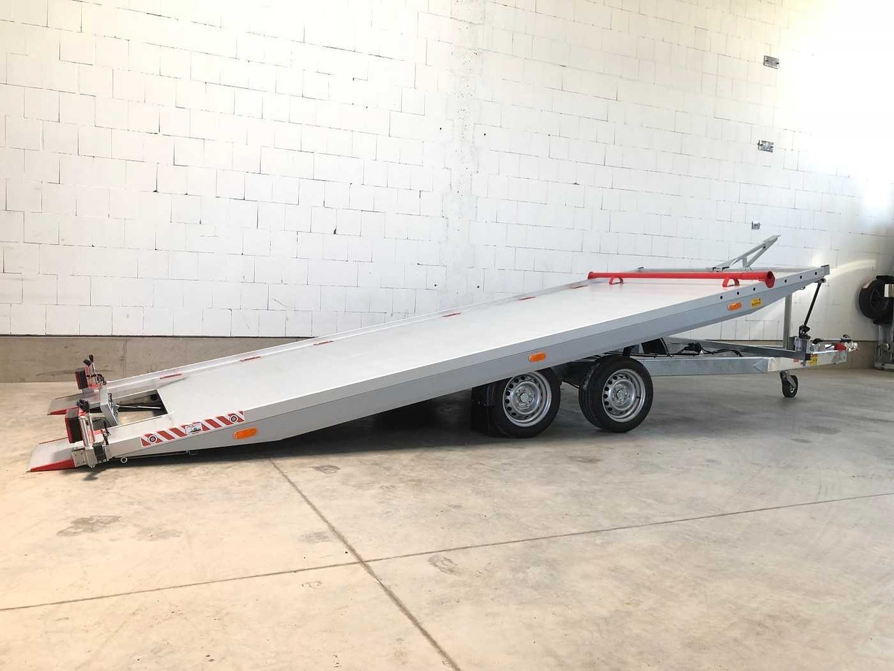 VEZEKO Imola 35.47 Autotransporter - Kuljetin perävaunu: kuva VEZEKO Imola 35.47 Autotransporter - Kuljetin perävaunu VEZEKO Imola 35.47 Autotransporter - Kuljetin perävaunu: kuva VEZEKO Imola 35.47 Autotransporter - Kuljetin perävaunu