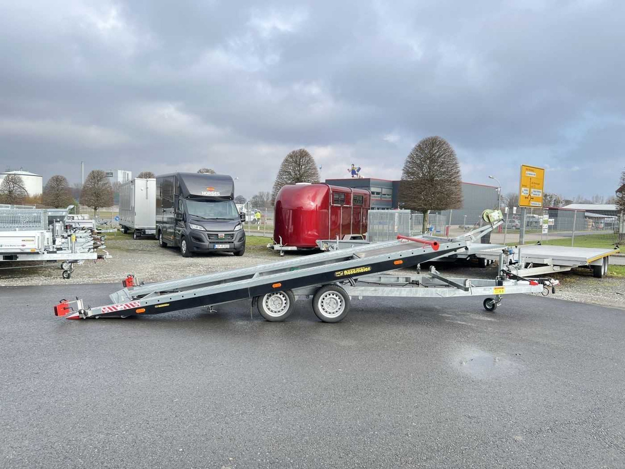 VEZEKO Imola S 35.47 Autotransporter - Kuljetin perävaunu: kuva VEZEKO Imola S 35.47 Autotransporter - Kuljetin perävaunu VEZEKO Imola S 35.47 Autotransporter - Kuljetin perävaunu: kuva VEZEKO Imola S 35.47 Autotransporter - Kuljetin perävaunu