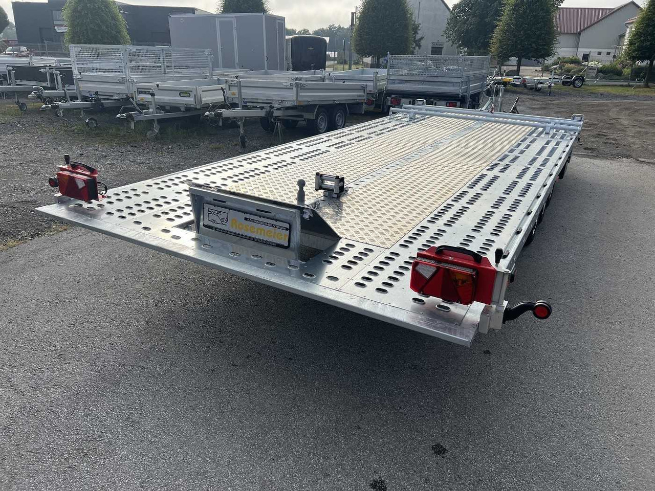 VEZEKO Jumbola 35.60 Tridem Autotransporter - Kuljetin perävaunu: kuva VEZEKO Jumbola 35.60 Tridem Autotransporter - Kuljetin perävaunu VEZEKO Jumbola 35.60 Tridem Autotransporter - Kuljetin perävaunu: kuva VEZEKO Jumbola 35.60 Tridem Autotransporter - Kuljetin perävaunu