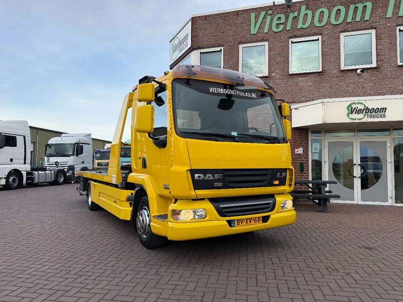 DAF LF 45 LF45-220 Abschelppwagen Falkom mit Anhanger / Schiebeplateau / Brill / Winde / Top Zustand - Kuljetin kuorma-auto: kuva DAF LF 45 LF45-220 Abschelppwagen Falkom mit Anhanger / Schiebeplateau / Brill / Winde / Top Zustand - Kuljetin kuorma-auto DAF LF 45 LF45-220 Abschelppwagen Falkom mit Anhanger / Schiebeplateau / Brill / Winde / Top Zustand - Kuljetin kuorma-auto: kuva DAF LF 45 LF45-220 Abschelppwagen Falkom mit Anhanger / Schiebeplateau / Brill / Winde / Top Zustand - Kuljetin kuorma-auto