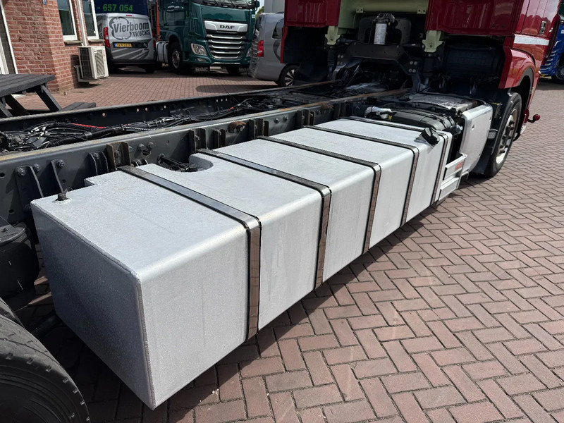 Kuorma-auto alusta DAF XF 480 XF480 6X2 SSC CHASSIS EURO6 HOLLAND TRUCK TUV 4-2026 Smart Tacho: kuva Kuorma-auto alusta DAF XF 480 XF480 6X2 SSC CHASSIS EURO6 HOLLAND TRUCK TUV 4-2026 Smart Tacho Kuorma-auto alusta DAF XF 480 XF480 6X2 SSC CHASSIS EURO6 HOLLAND TRUCK TUV 4-2026 Smart Tacho: kuva Kuorma-auto alusta DAF XF 480 XF480 6X2 SSC CHASSIS EURO6 HOLLAND TRUCK TUV 4-2026 Smart Tacho