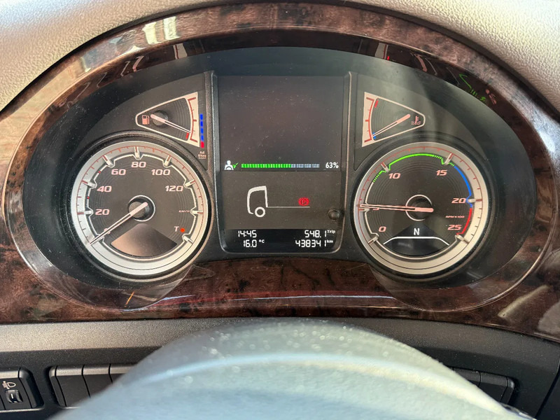 DAF CF 410 CF410 4X2 Spacecab / 1.05m schotelhoogte / Origineel 438.341km / TOP STAAT - Vetopöytäauto: kuva DAF CF 410 CF410 4X2 Spacecab / 1.05m schotelhoogte / Origineel 438.341km / TOP STAAT - Vetopöytäauto DAF CF 410 CF410 4X2 Spacecab / 1.05m schotelhoogte / Origineel 438.341km / TOP STAAT - Vetopöytäauto: kuva DAF CF 410 CF410 4X2 Spacecab / 1.05m schotelhoogte / Origineel 438.341km / TOP STAAT - Vetopöytäauto