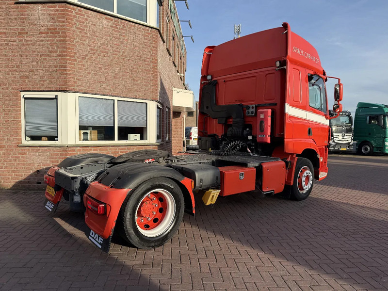 DAF CF 410 CF410 4X2 Spacecab / 1.05m schotelhoogte / Origineel 438.341km / TOP STAAT - Vetopöytäauto: kuva DAF CF 410 CF410 4X2 Spacecab / 1.05m schotelhoogte / Origineel 438.341km / TOP STAAT - Vetopöytäauto DAF CF 410 CF410 4X2 Spacecab / 1.05m schotelhoogte / Origineel 438.341km / TOP STAAT - Vetopöytäauto: kuva DAF CF 410 CF410 4X2 Spacecab / 1.05m schotelhoogte / Origineel 438.341km / TOP STAAT - Vetopöytäauto