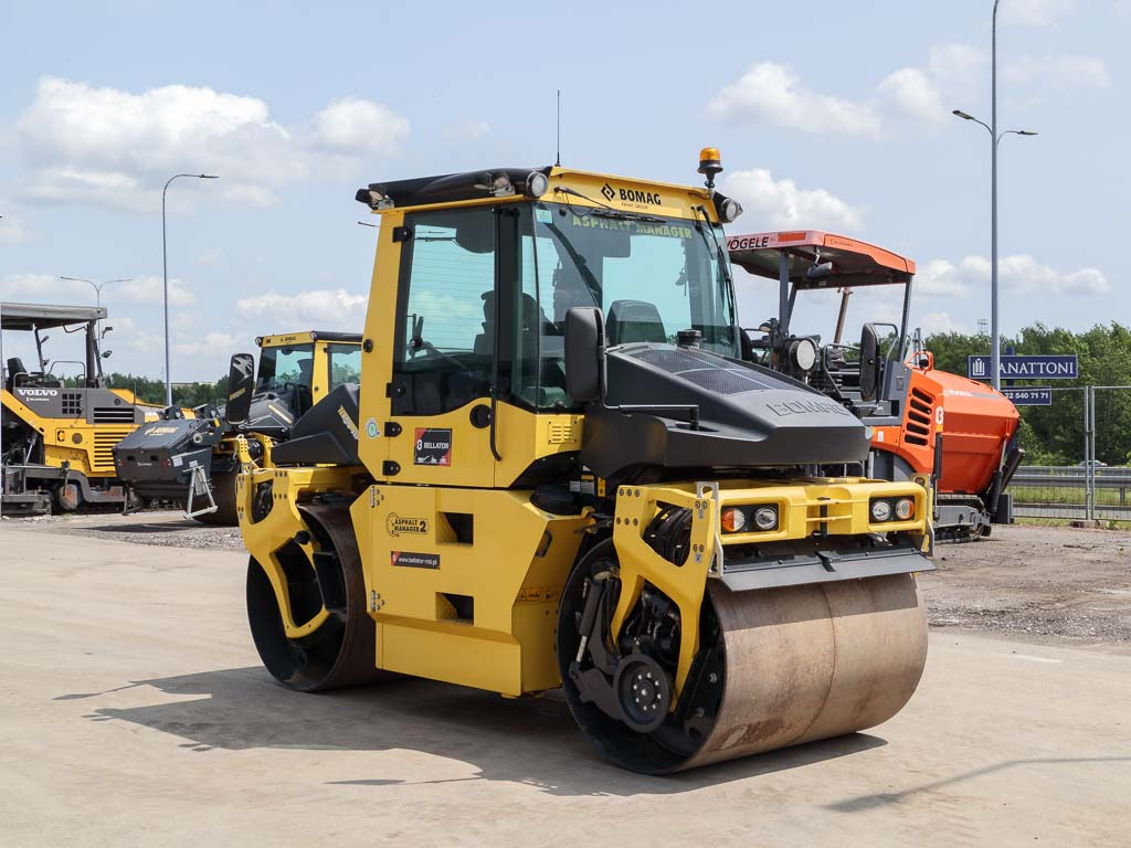 BOMAG BW 154 AP-4v AM - Tiejyrä: kuva BOMAG BW 154 AP-4v AM - Tiejyrä BOMAG BW 154 AP-4v AM - Tiejyrä: kuva BOMAG BW 154 AP-4v AM - Tiejyrä