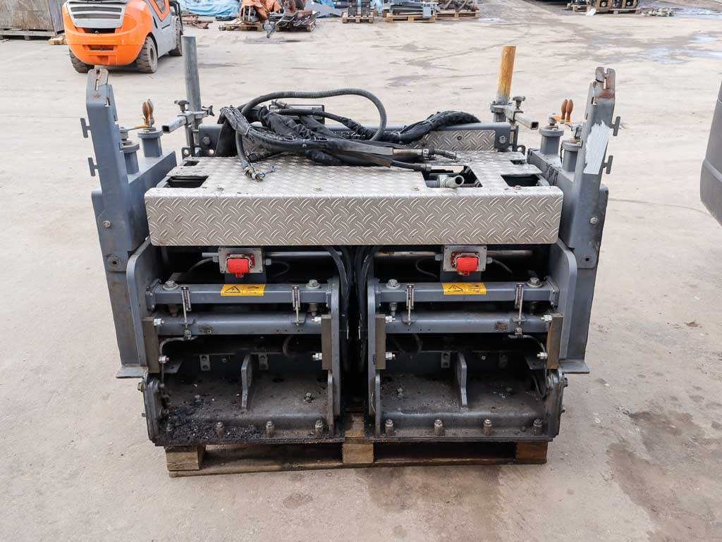 VÖGELE AB 220-3 TV - Asfalttilevittimet: kuva VÖGELE AB 220-3 TV - Asfalttilevittimet VÖGELE AB 220-3 TV - Asfalttilevittimet: kuva VÖGELE AB 220-3 TV - Asfalttilevittimet