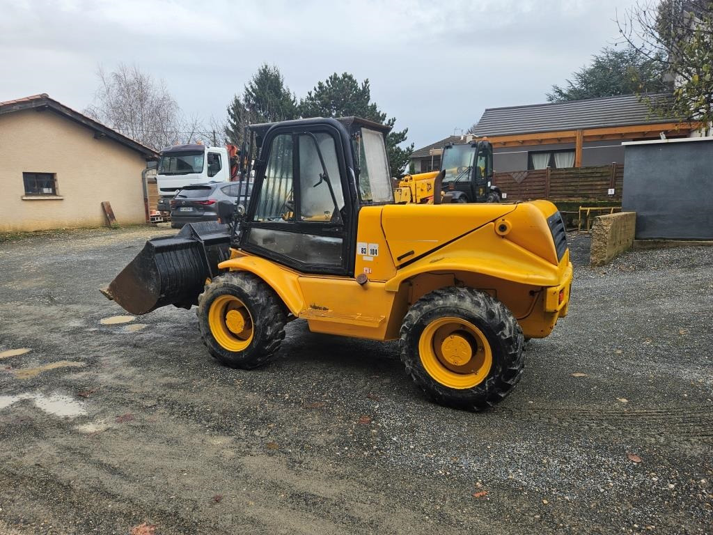 JCB 520.50 - Kurottaja: kuva JCB 520.50 - Kurottaja JCB 520.50 - Kurottaja: kuva JCB 520.50 - Kurottaja