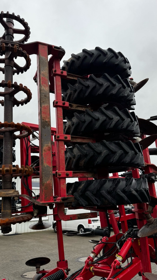 Horsch Tiger 6 LT in top Zustand - Kultivaattori: kuva Horsch Tiger 6 LT in top Zustand - Kultivaattori Horsch Tiger 6 LT in top Zustand - Kultivaattori: kuva Horsch Tiger 6 LT in top Zustand - Kultivaattori