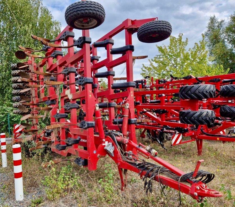 Horsch Tiger 8AS Reifenpacker - Kultivaattori: kuva Horsch Tiger 8AS Reifenpacker - Kultivaattori Horsch Tiger 8AS Reifenpacker - Kultivaattori: kuva Horsch Tiger 8AS Reifenpacker - Kultivaattori