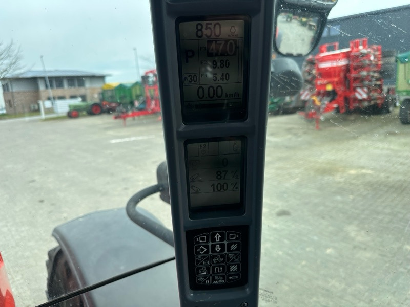 Steyr CVT 6205 - Traktori: kuva Steyr CVT 6205 - Traktori Steyr CVT 6205 - Traktori: kuva Steyr CVT 6205 - Traktori