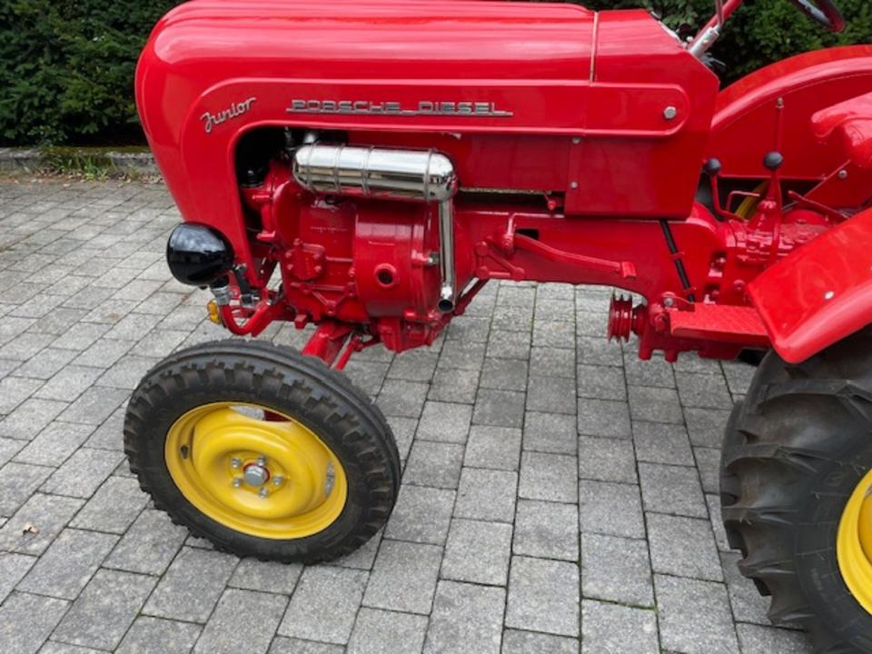 Porsche Junior 108 - Pientraktori: kuva Porsche Junior 108 - Pientraktori Porsche Junior 108 - Pientraktori: kuva Porsche Junior 108 - Pientraktori