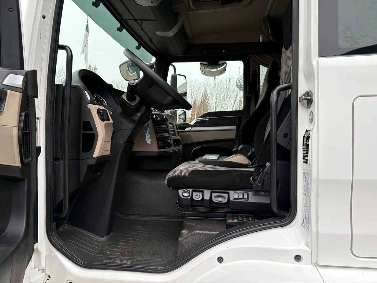 MAN TGM 18.290 - Umpikori kuorma-auto: kuva MAN TGM 18.290 - Umpikori kuorma-auto MAN TGM 18.290 - Umpikori kuorma-auto: kuva MAN TGM 18.290 - Umpikori kuorma-auto