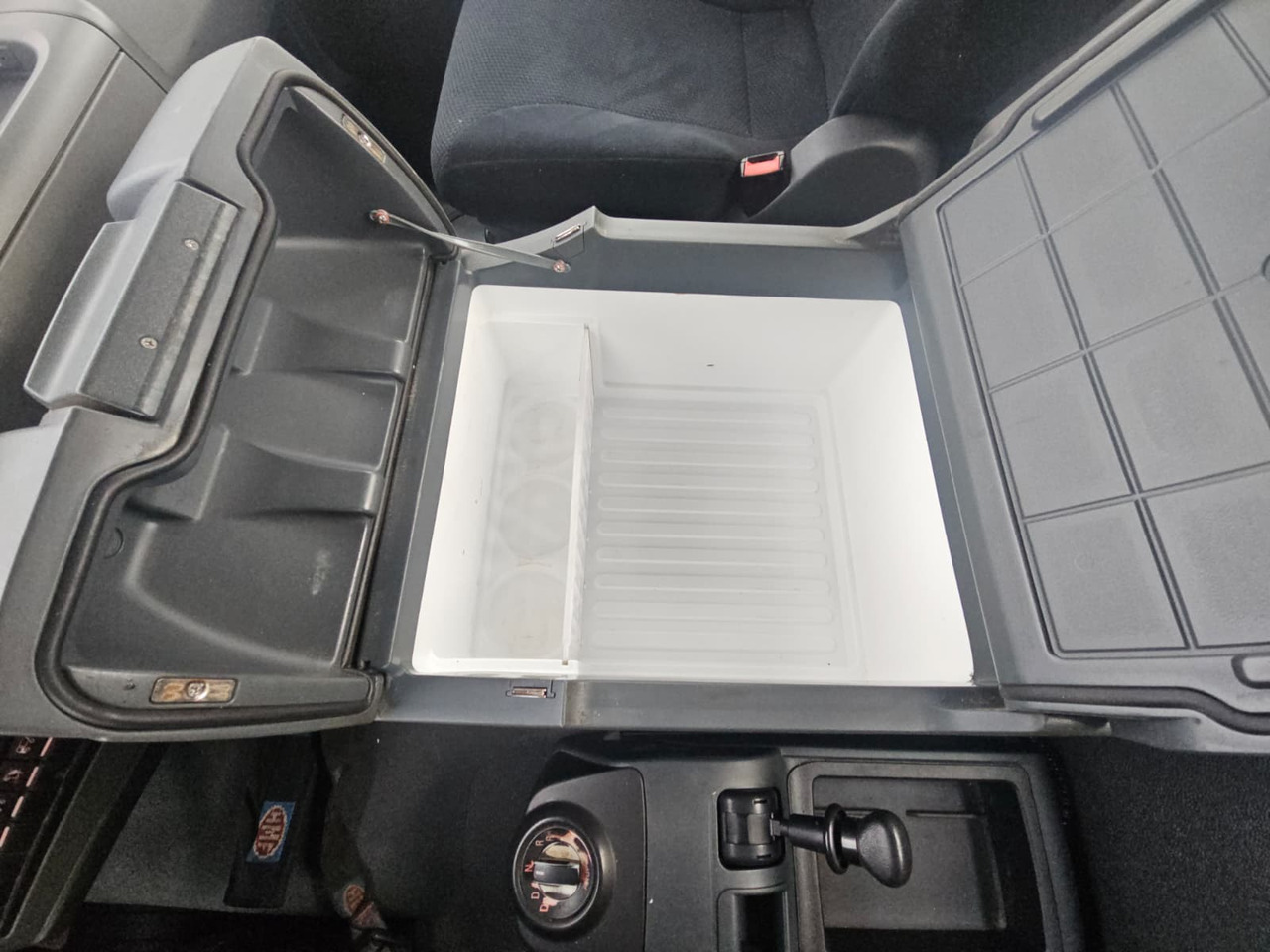 Konttialus/ Vaihtokuormatilat kuorma-auto MAN TGS 26.400 6X2-4: kuva Konttialus/ Vaihtokuormatilat kuorma-auto MAN TGS 26.400 6X2-4