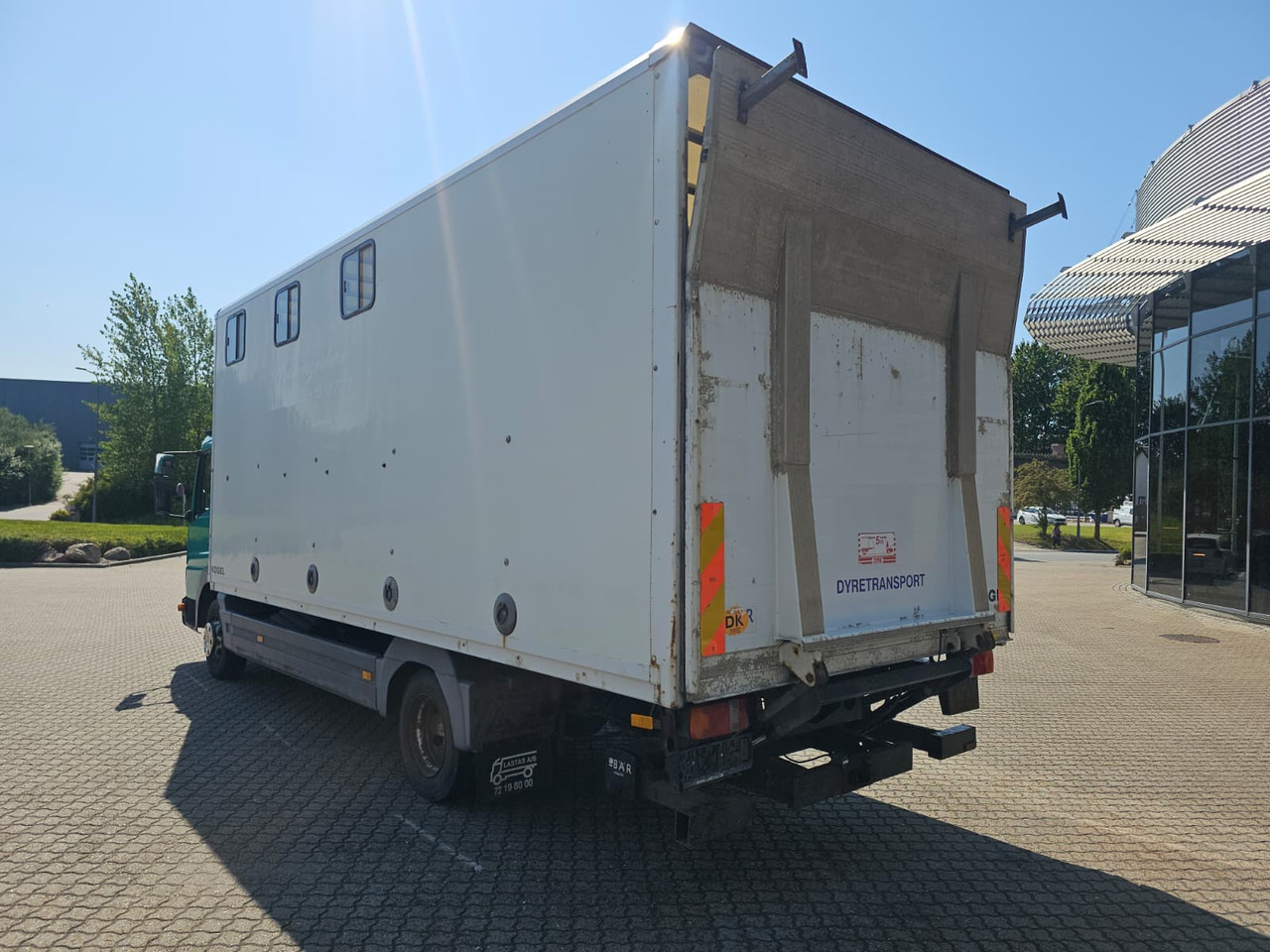 Mercedes Atego 817 - Eläinten kuljetus kuorma-auto: kuva Mercedes Atego 817 - Eläinten kuljetus kuorma-auto Mercedes Atego 817 - Eläinten kuljetus kuorma-auto: kuva Mercedes Atego 817 - Eläinten kuljetus kuorma-auto