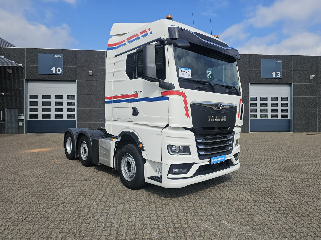 MAN TGX 26.510 - Vetopöytäauto: kuva MAN TGX 26.510 - Vetopöytäauto MAN TGX 26.510 - Vetopöytäauto: kuva MAN TGX 26.510 - Vetopöytäauto