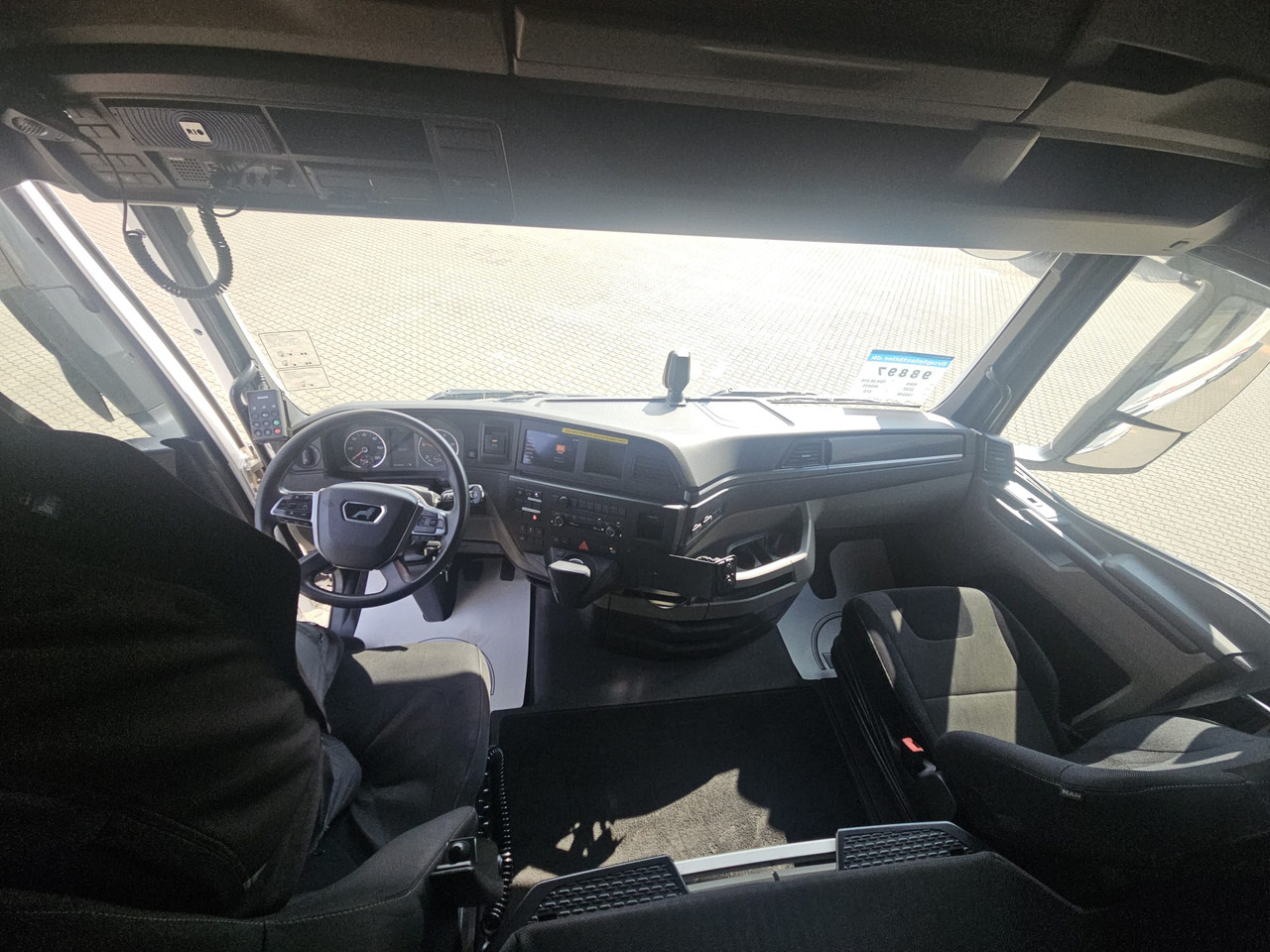MAN TGX 26.510 - Vetopöytäauto: kuva MAN TGX 26.510 - Vetopöytäauto MAN TGX 26.510 - Vetopöytäauto: kuva MAN TGX 26.510 - Vetopöytäauto