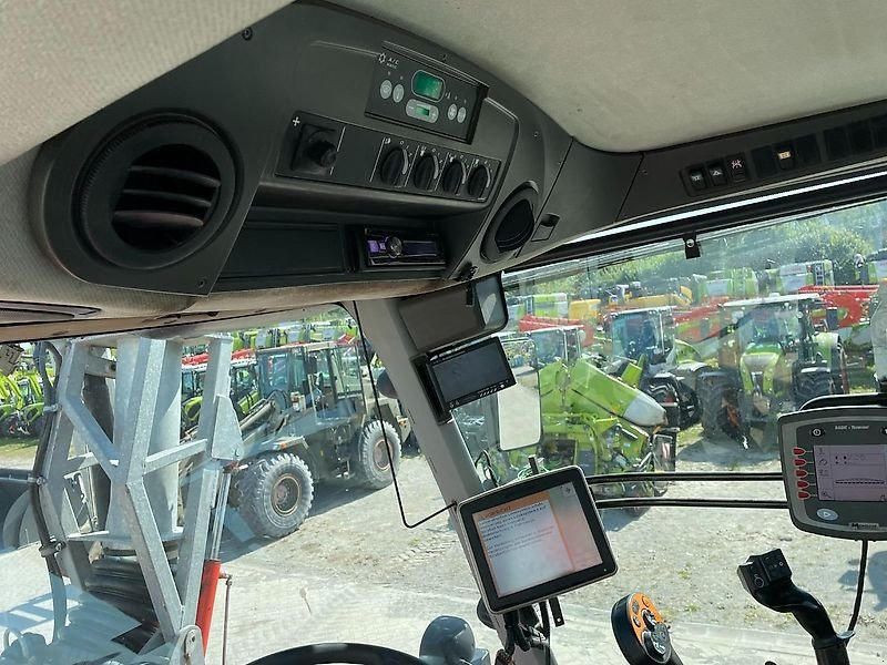 CLAAS XERION 3800 Trac VC - Traktori: kuva CLAAS XERION 3800 Trac VC - Traktori CLAAS XERION 3800 Trac VC - Traktori: kuva CLAAS XERION 3800 Trac VC - Traktori