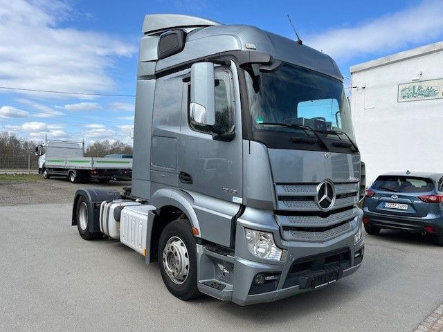 Mercedes-Benz Actros 4 MB 1943 SZM Gefahrgutvorbereitung - Vetopöytäauto: kuva Mercedes-Benz Actros 4 MB 1943 SZM Gefahrgutvorbereitung - Vetopöytäauto Mercedes-Benz Actros 4 MB 1943 SZM Gefahrgutvorbereitung - Vetopöytäauto: kuva Mercedes-Benz Actros 4 MB 1943 SZM Gefahrgutvorbereitung - Vetopöytäauto