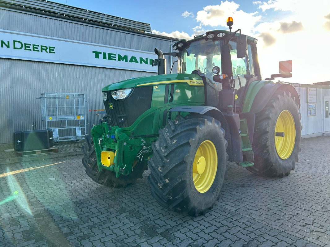 John Deere 6M 250 **MIETRÜCKLÄUFER** - Traktori: kuva John Deere 6M 250 **MIETRÜCKLÄUFER** - Traktori John Deere 6M 250 **MIETRÜCKLÄUFER** - Traktori: kuva John Deere 6M 250 **MIETRÜCKLÄUFER** - Traktori