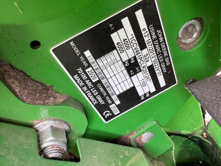 John Deere V461R - Käärijä: kuva John Deere V461R - Käärijä John Deere V461R - Käärijä: kuva John Deere V461R - Käärijä