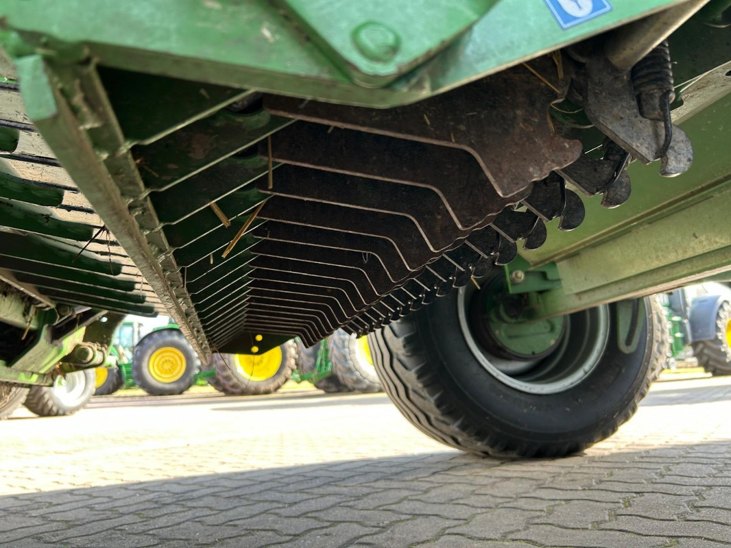 Käärijä Krone Comprima V 180 XC: kuva Käärijä Krone Comprima V 180 XC