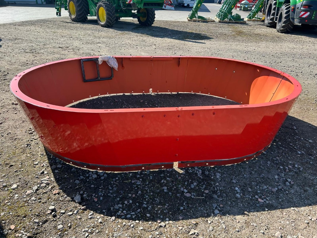 Kuhn Aufbau zum Euromix 1270 - Säilörehu - laitteet: kuva Kuhn Aufbau zum Euromix 1270 - Säilörehu - laitteet Kuhn Aufbau zum Euromix 1270 - Säilörehu - laitteet: kuva Kuhn Aufbau zum Euromix 1270 - Säilörehu - laitteet