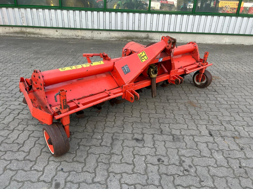Kuhn EL 100N-255 - Maanmuokkauskone: kuva Kuhn EL 100N-255 - Maanmuokkauskone Kuhn EL 100N-255 - Maanmuokkauskone: kuva Kuhn EL 100N-255 - Maanmuokkauskone