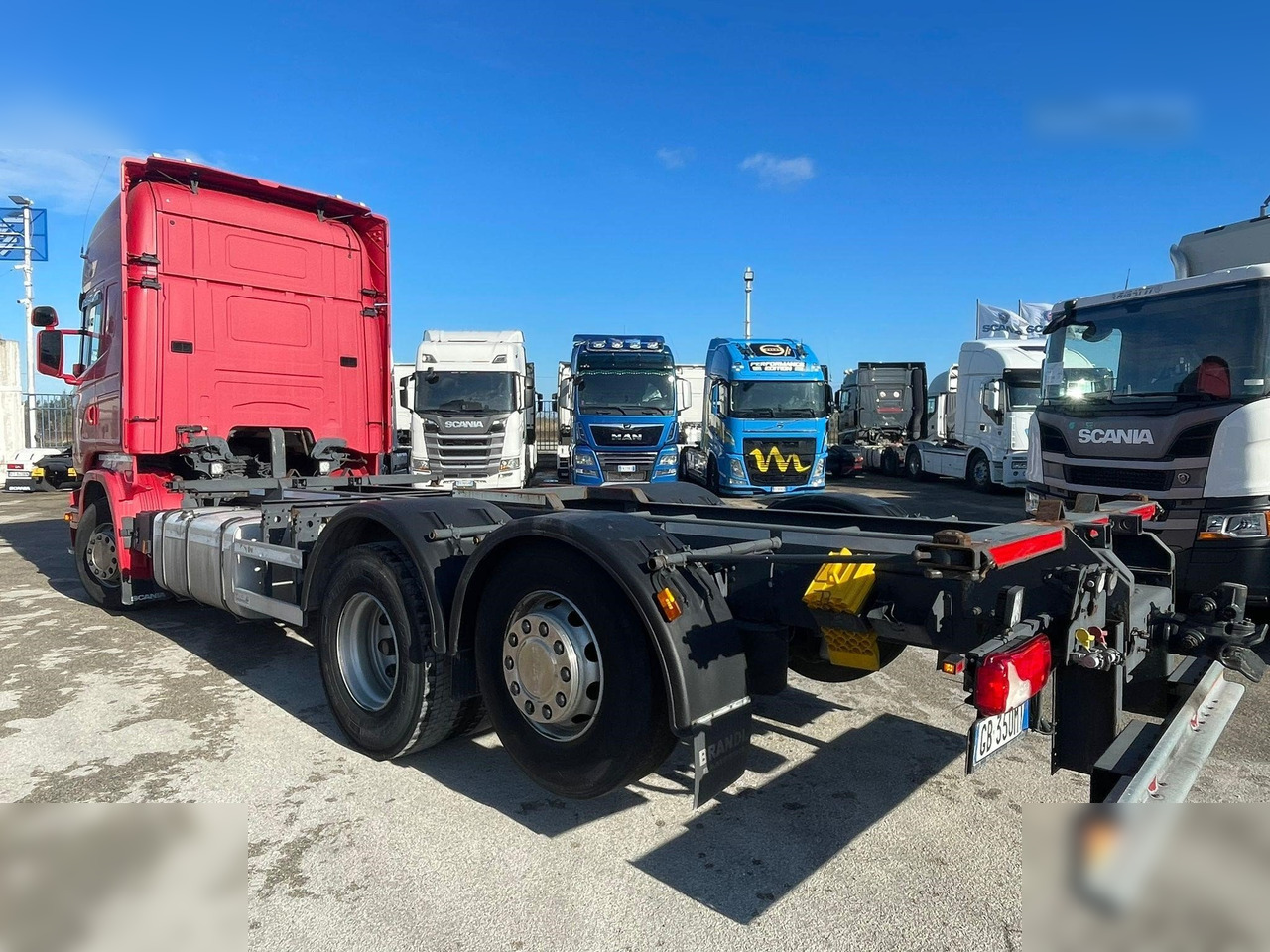Konttialus/ Vaihtokuormatilat kuorma-auto SCANIA R450: kuva Konttialus/ Vaihtokuormatilat kuorma-auto SCANIA R450