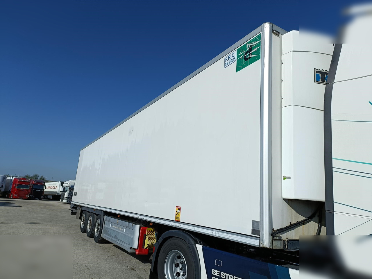 SCHMITZ - Refrigeraattori puoliperävaunu: kuva SCHMITZ - Refrigeraattori puoliperävaunu SCHMITZ - Refrigeraattori puoliperävaunu: kuva SCHMITZ - Refrigeraattori puoliperävaunu