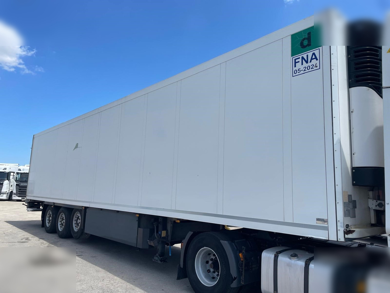 SCHMITZ - Refrigeraattori puoliperävaunu: kuva SCHMITZ - Refrigeraattori puoliperävaunu SCHMITZ - Refrigeraattori puoliperävaunu: kuva SCHMITZ - Refrigeraattori puoliperävaunu