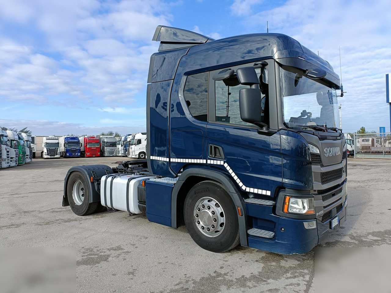 SCANIA P450 - Vetopöytäauto: kuva SCANIA P450 - Vetopöytäauto SCANIA P450 - Vetopöytäauto: kuva SCANIA P450 - Vetopöytäauto