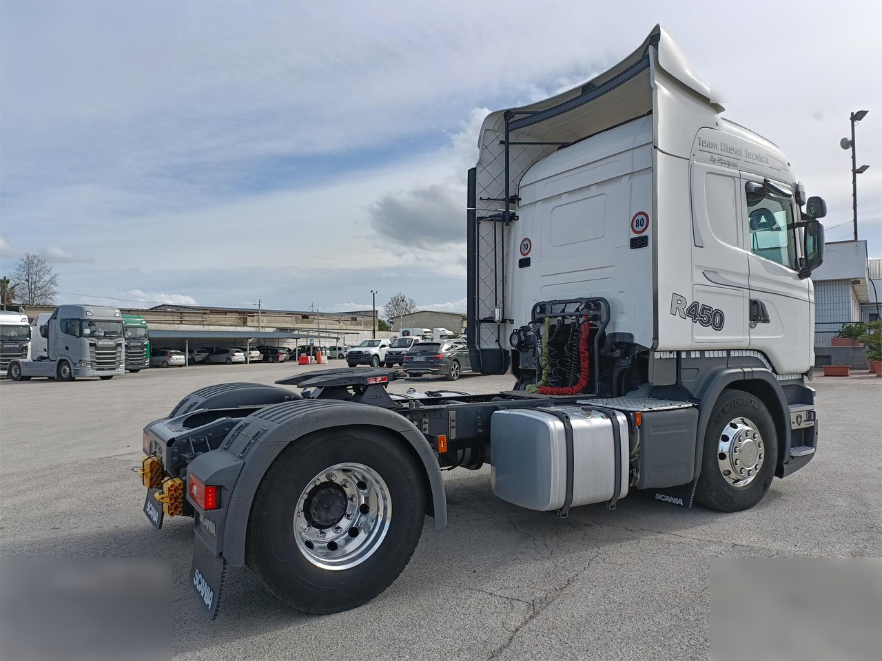 SCANIA R450 - Vetopöytäauto: kuva SCANIA R450 - Vetopöytäauto SCANIA R450 - Vetopöytäauto: kuva SCANIA R450 - Vetopöytäauto