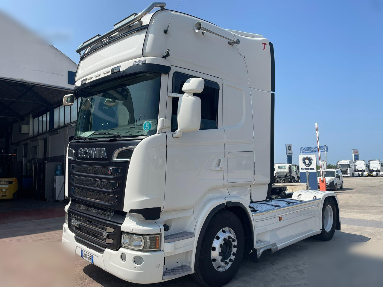 SCANIA R560 - Vetopöytäauto: kuva SCANIA R560 - Vetopöytäauto SCANIA R560 - Vetopöytäauto: kuva SCANIA R560 - Vetopöytäauto