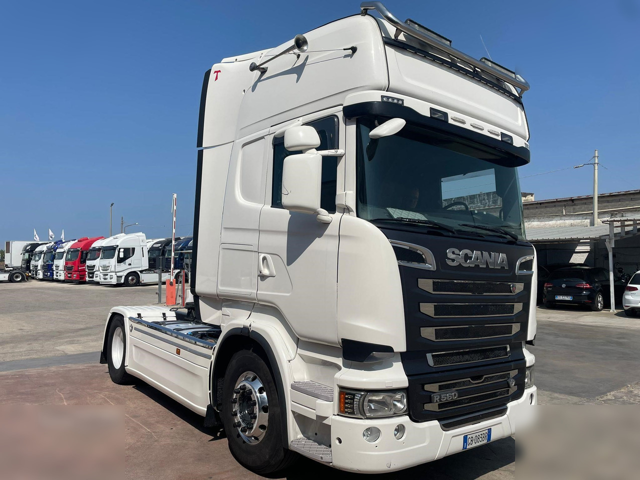 SCANIA R560 - Vetopöytäauto: kuva SCANIA R560 - Vetopöytäauto SCANIA R560 - Vetopöytäauto: kuva SCANIA R560 - Vetopöytäauto