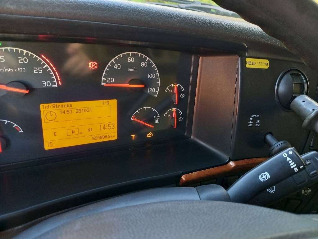 Koukkulava kuorma-auto Volvo FH 520, 8x4, MULTILIFT: kuva Koukkulava kuorma-auto Volvo FH 520, 8x4, MULTILIFT