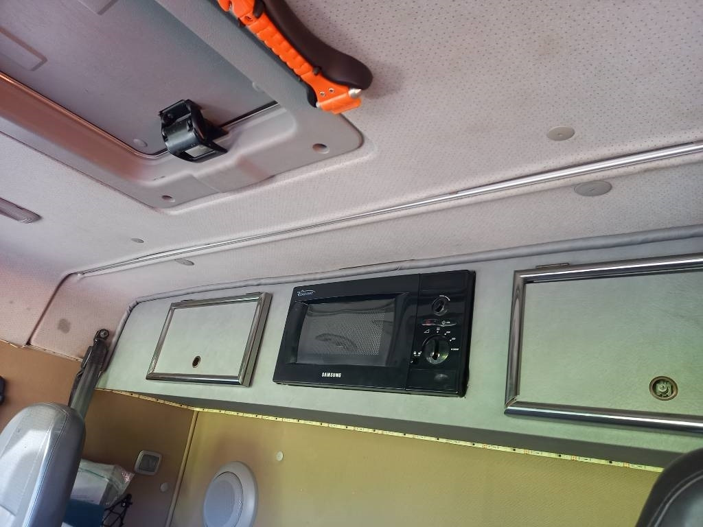 Koukkulava kuorma-auto Volvo FH 520, 8x4, MULTILIFT: kuva Koukkulava kuorma-auto Volvo FH 520, 8x4, MULTILIFT