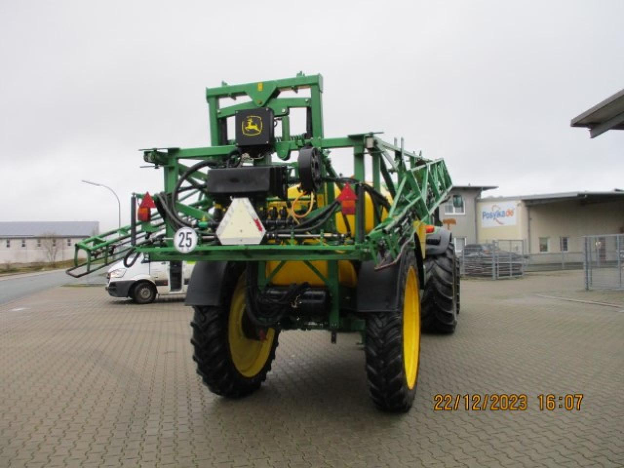 John Deere 740 - Hinattava kasvinsuojeluruisku: kuva John Deere 740 - Hinattava kasvinsuojeluruisku John Deere 740 - Hinattava kasvinsuojeluruisku: kuva John Deere 740 - Hinattava kasvinsuojeluruisku