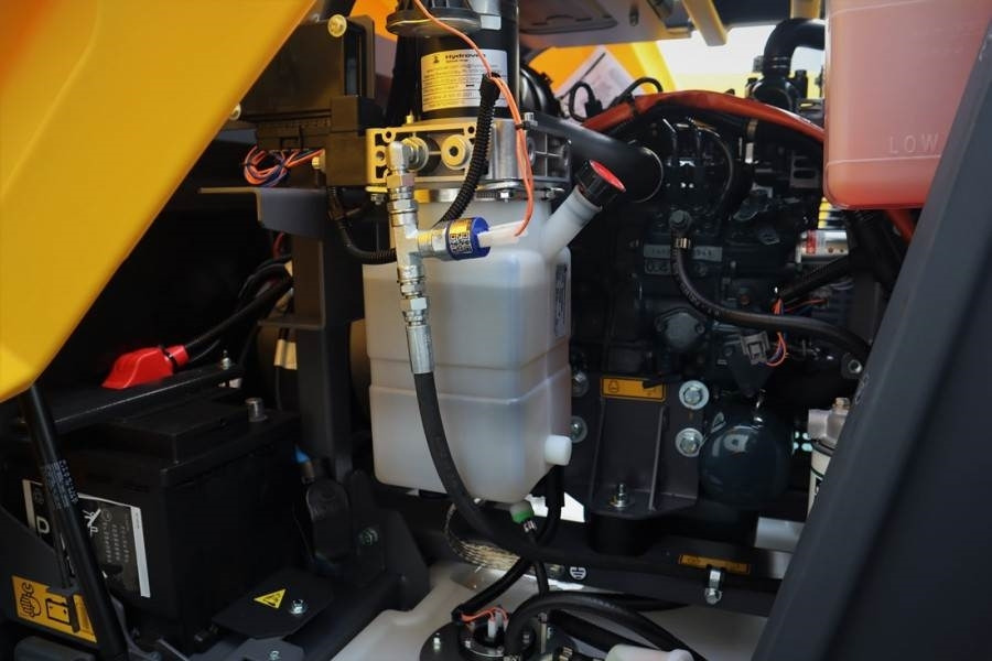 Atlas Copco Hilight H6+ Valid inspection, *Guarantee! Max Boom - Valopylväs: kuva Atlas Copco Hilight H6+ Valid inspection, *Guarantee! Max Boom - Valopylväs Atlas Copco Hilight H6+ Valid inspection, *Guarantee! Max Boom - Valopylväs: kuva Atlas Copco Hilight H6+ Valid inspection, *Guarantee! Max Boom - Valopylväs