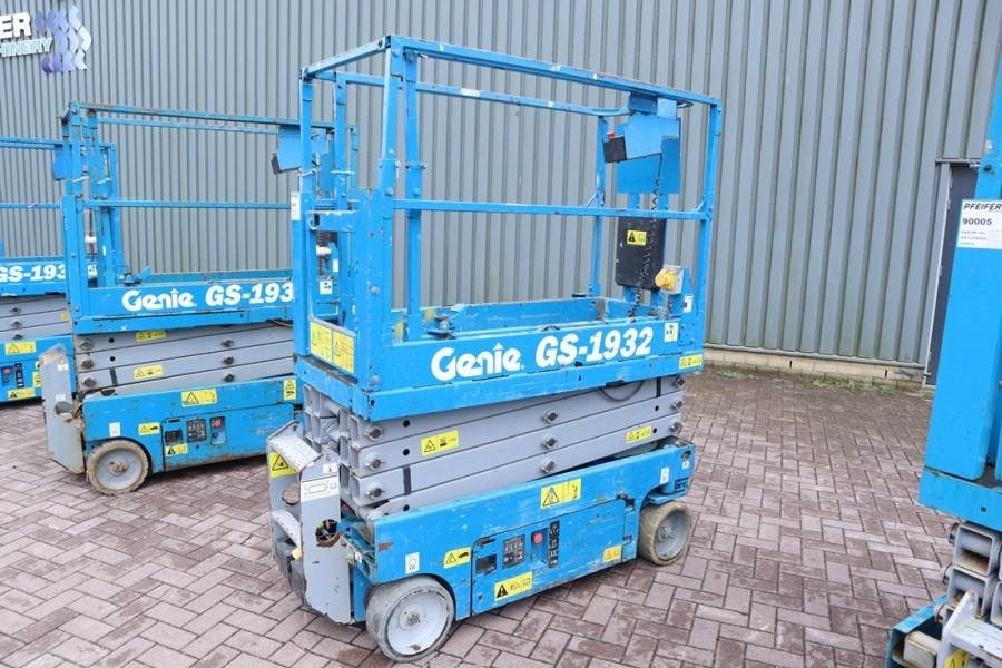 Genie GS1932 Electric, Working Height 7.8 m, 227kg Capac - Saksilava: kuva Genie GS1932 Electric, Working Height 7.8 m, 227kg Capac - Saksilava Genie GS1932 Electric, Working Height 7.8 m, 227kg Capac - Saksilava: kuva Genie GS1932 Electric, Working Height 7.8 m, 227kg Capac - Saksilava